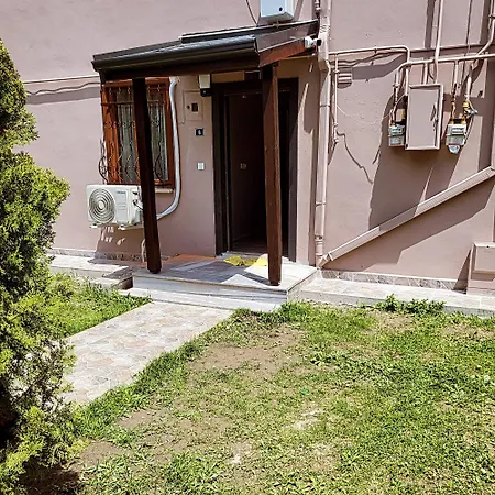 Garden House *